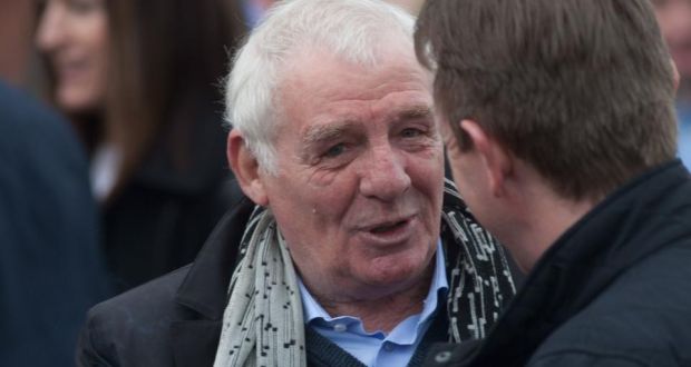 Eamon Dunphy at the funeral of <b>Ray Treacy</b> at the Church of St Laurence O&#39; - image