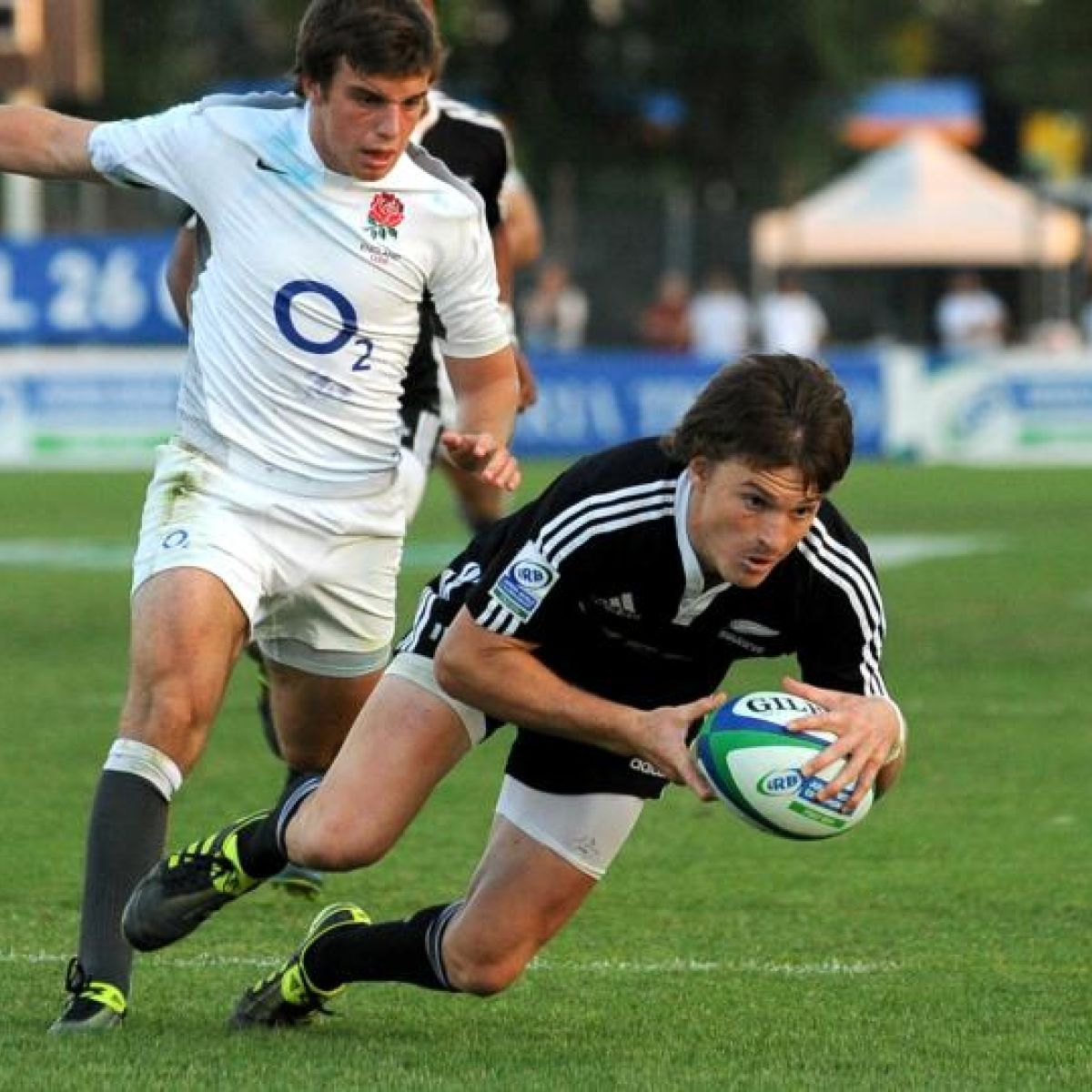 22+ Beauden barrett young info