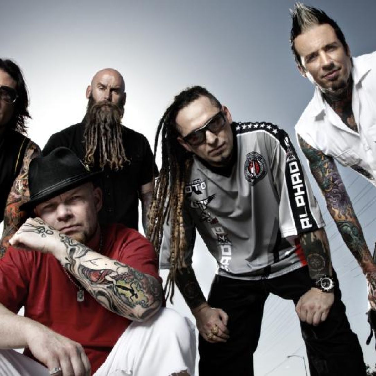 Перевод песен five finger. Группа Five finger Death Punch. Five finger группа. 5fdp.