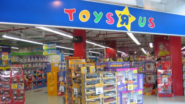 smyths toys airside