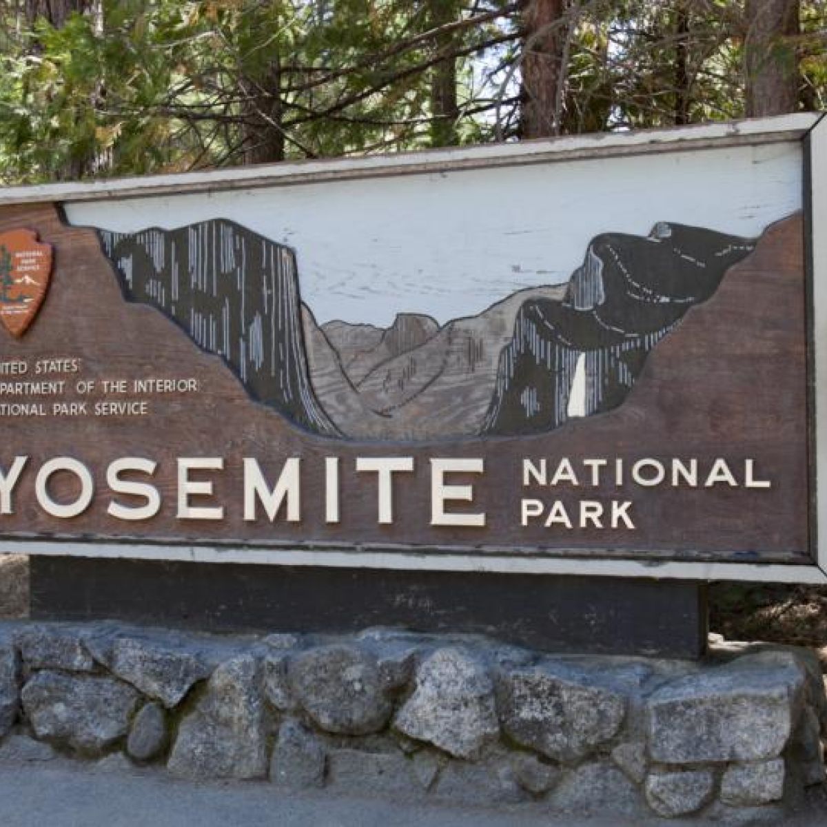 Child Contracts The Plague At Yosemite Park California