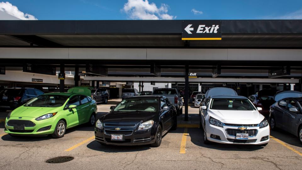 where is hertz car rental at traverse city airport