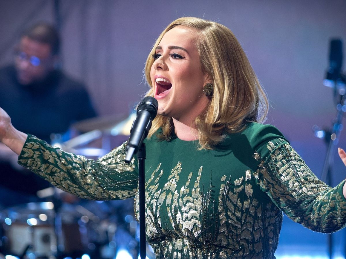 Adele To Play Four Irish Concerts As Part Of Tour Next Year