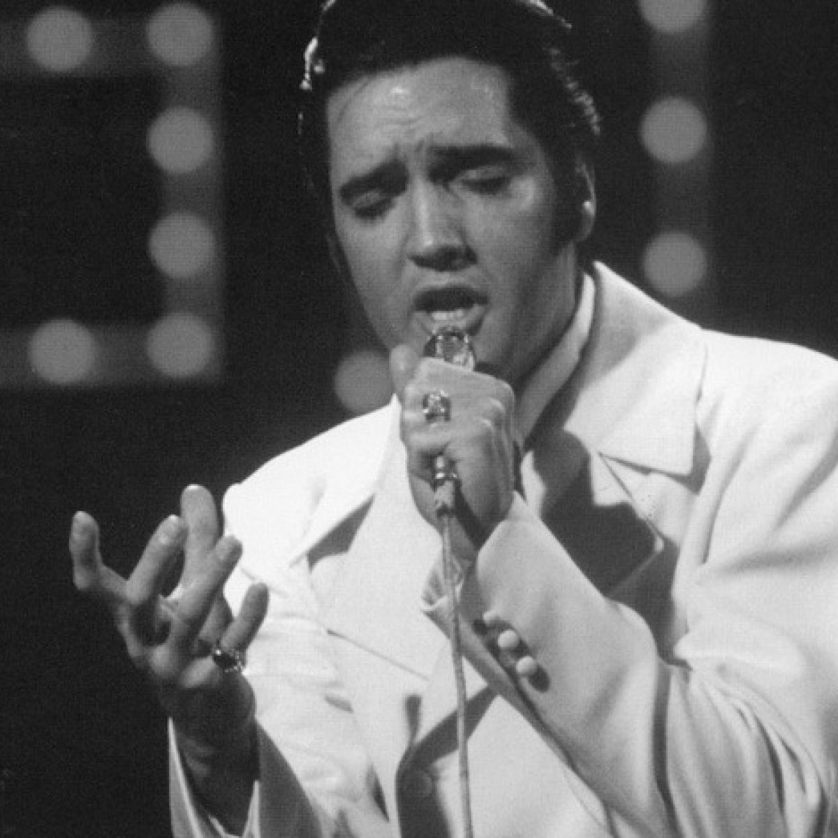 An Irishman S Diary About Elvis Presley And If I Can Dream