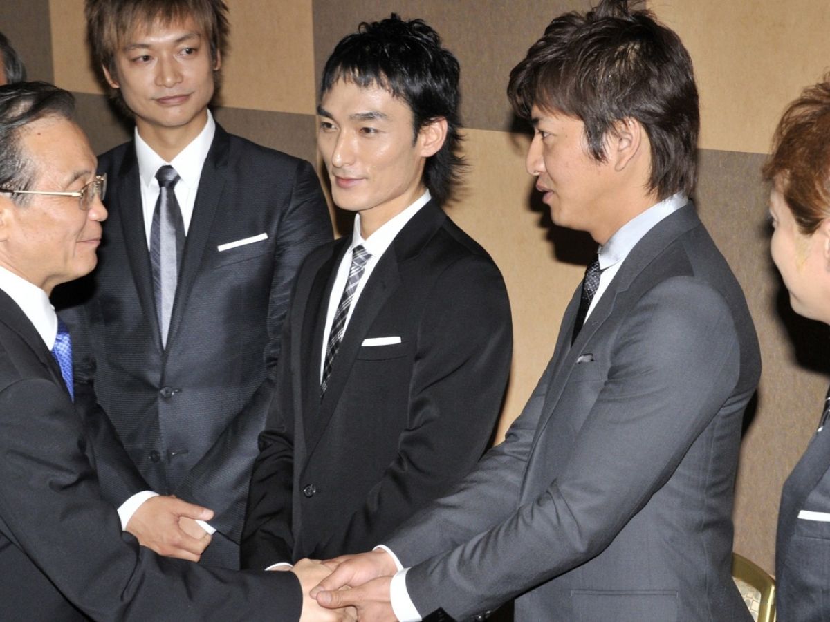 Pop Group Smap S Apology Lifts Veil On Japan S Talent Agencies