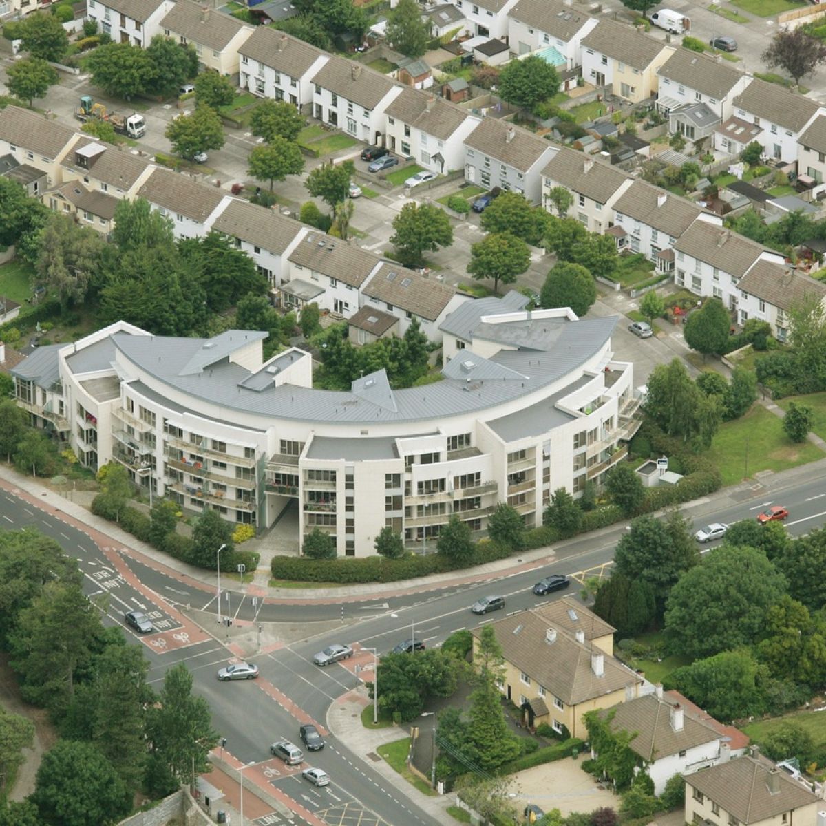 Dundrum Complex With 51 Apartments Guiding For 14m