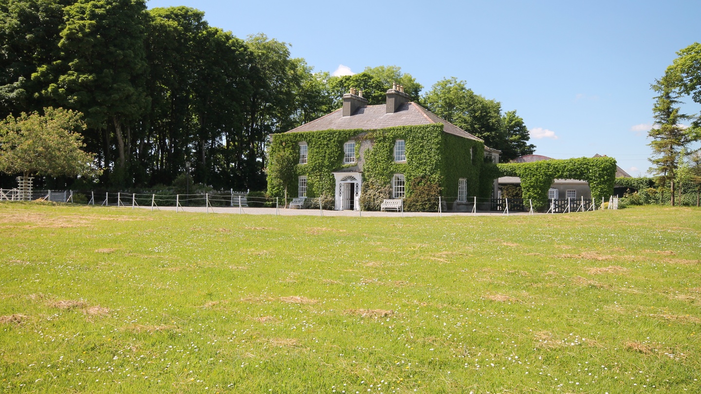 Galway Grandeur Overlooking The Bay For 2m