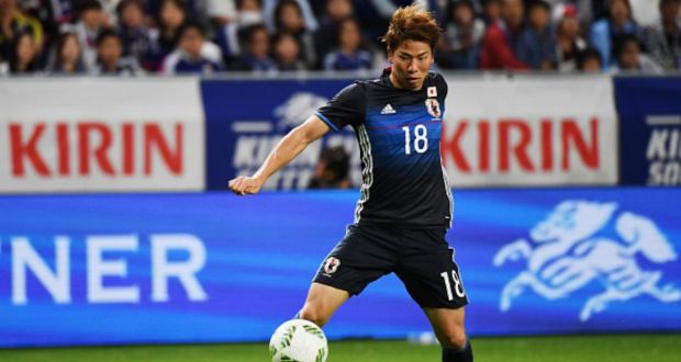 Arsenal Sign Japanese Striker Takuma Asano