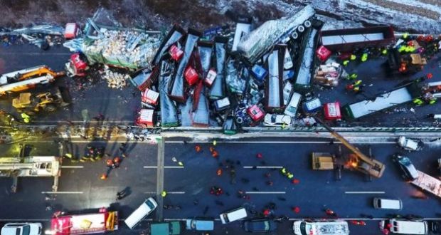 Over 40 People Injured After 37 Vehicle Pile Up In China