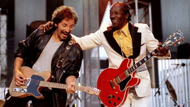 Chuck Berry Obituary Rock N Roll S First Guitar Hero