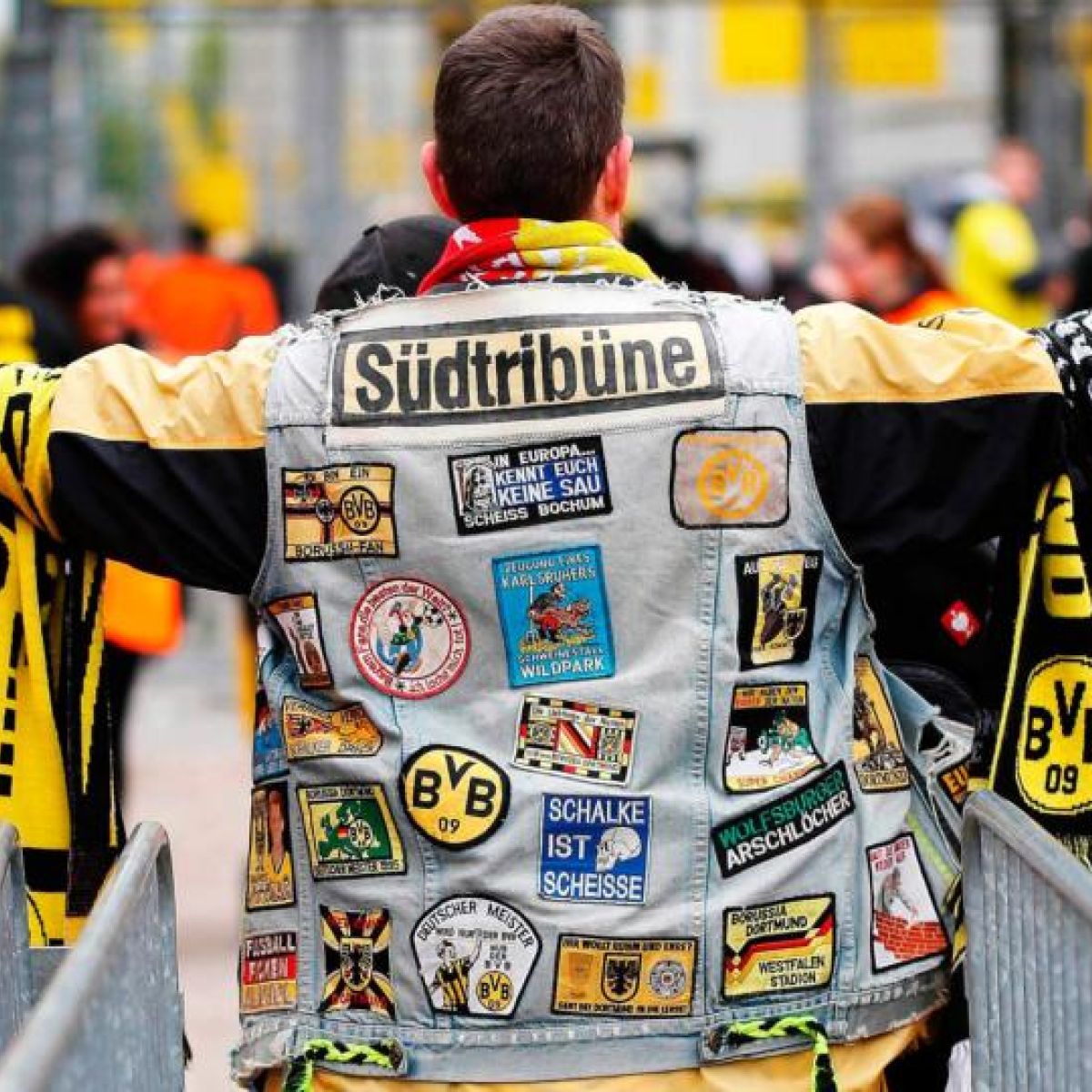 Dortmund Attack How Soccer Has Became A Target Of Terrorists - waffle scarf roblox wikia fandom powered by wikia