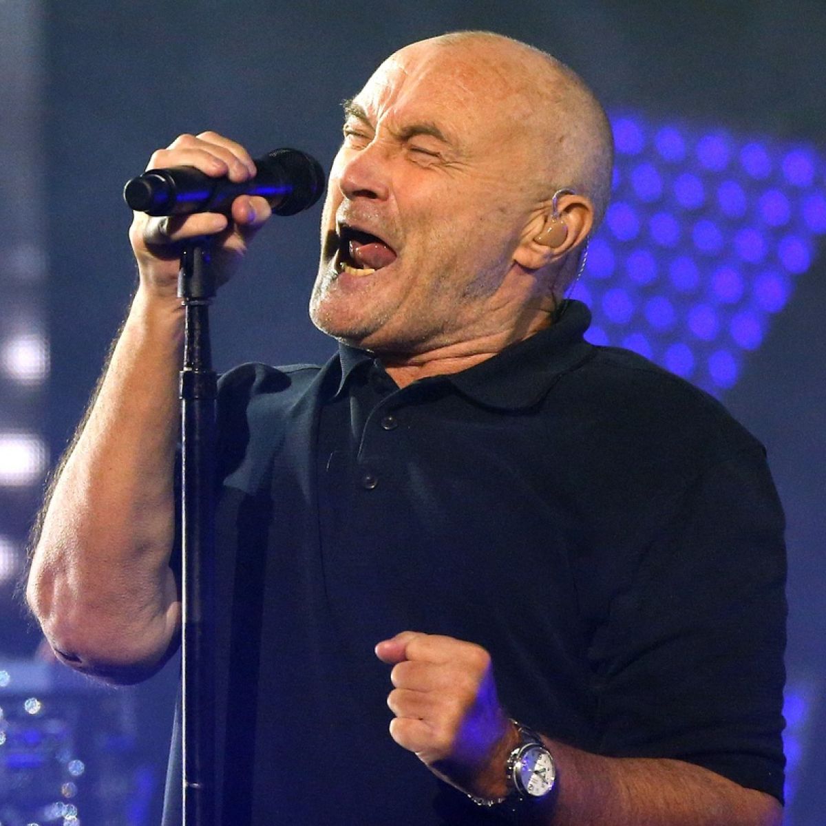 The Appeal Of Phil Collins It S His Friendly Happy Face