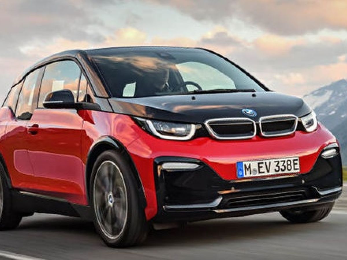 15 Bmw I3 Silly Price For A Small Car But It S An Icon Of Futuristic Engineering