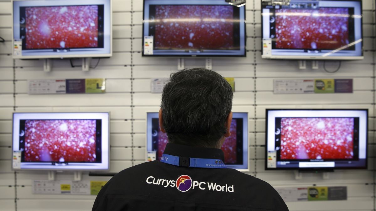 Currys Pc World Turns Corner With 6 36m Profit