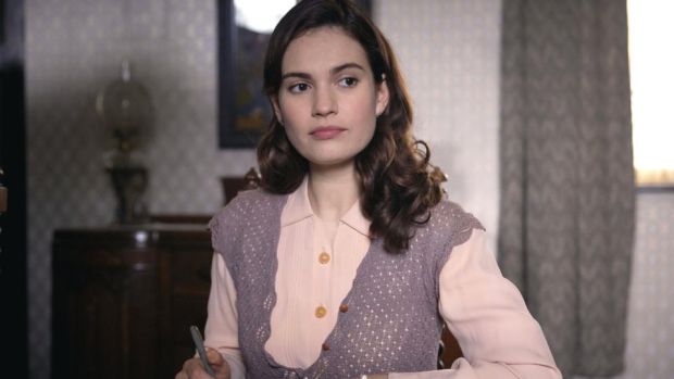 Lily James A Young Meryl Streep