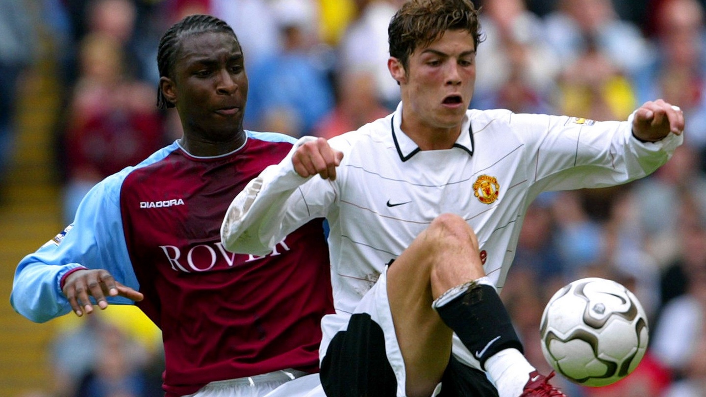 Former Aston Villa Player Jlloyd Samuel Dies In Car Crash