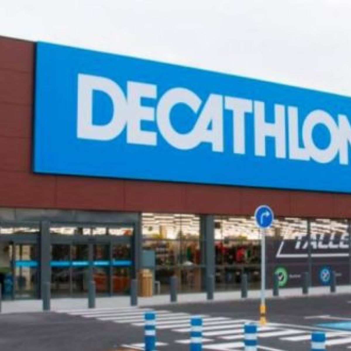 decathlon cork tree retail park