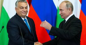 Vladimir Putin and Viktor Orban hail ties and discuss energy and finance