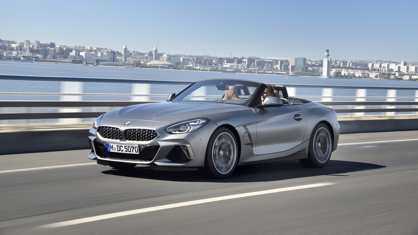 Bmw S New Z4 M40i Ticks The Boxes But Doesn T Beat The Boxter