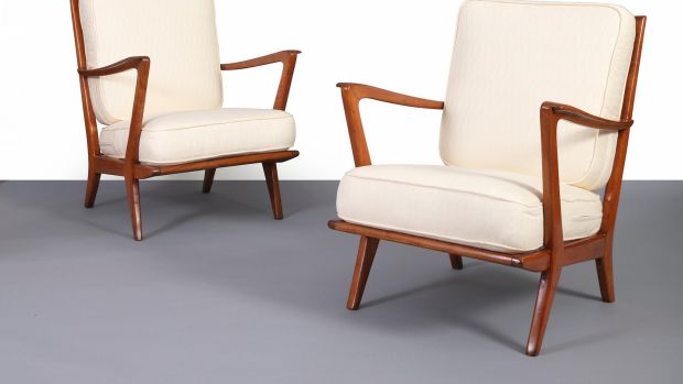 Buyers See The Light At Mid Century Sale