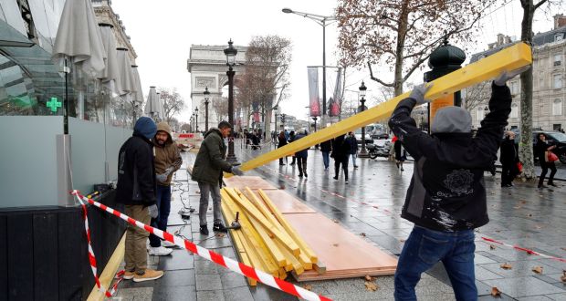 Armoured Vehicles To Be Deployed In Paris For Yellow Vest