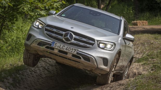 Mercs Updated Glc Keeps One Eye On The Past And One On The