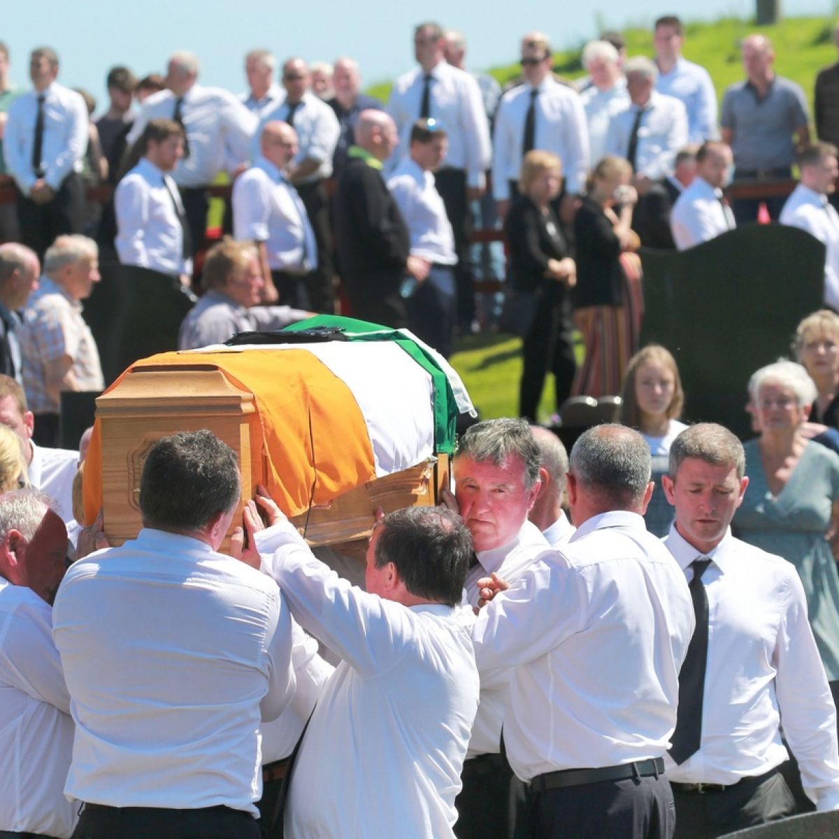 Kevin Mckenna Funeral Former Ira Chief Of Staff Buried In Monaghan