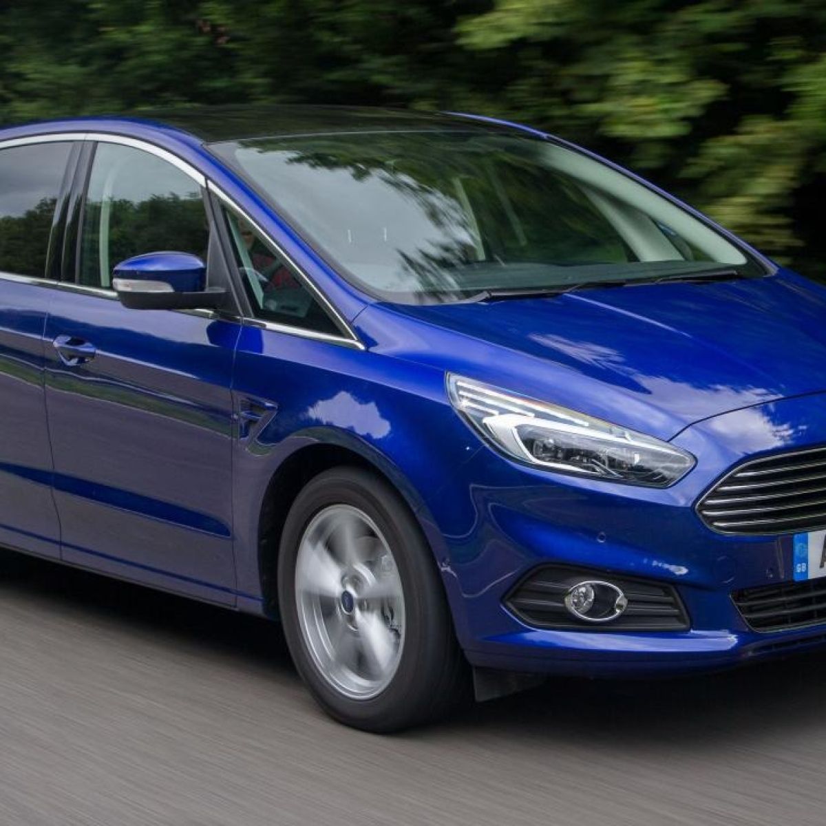 Best Buys People Carriers Ford S Roomy S Max Is King Of The Mpvs