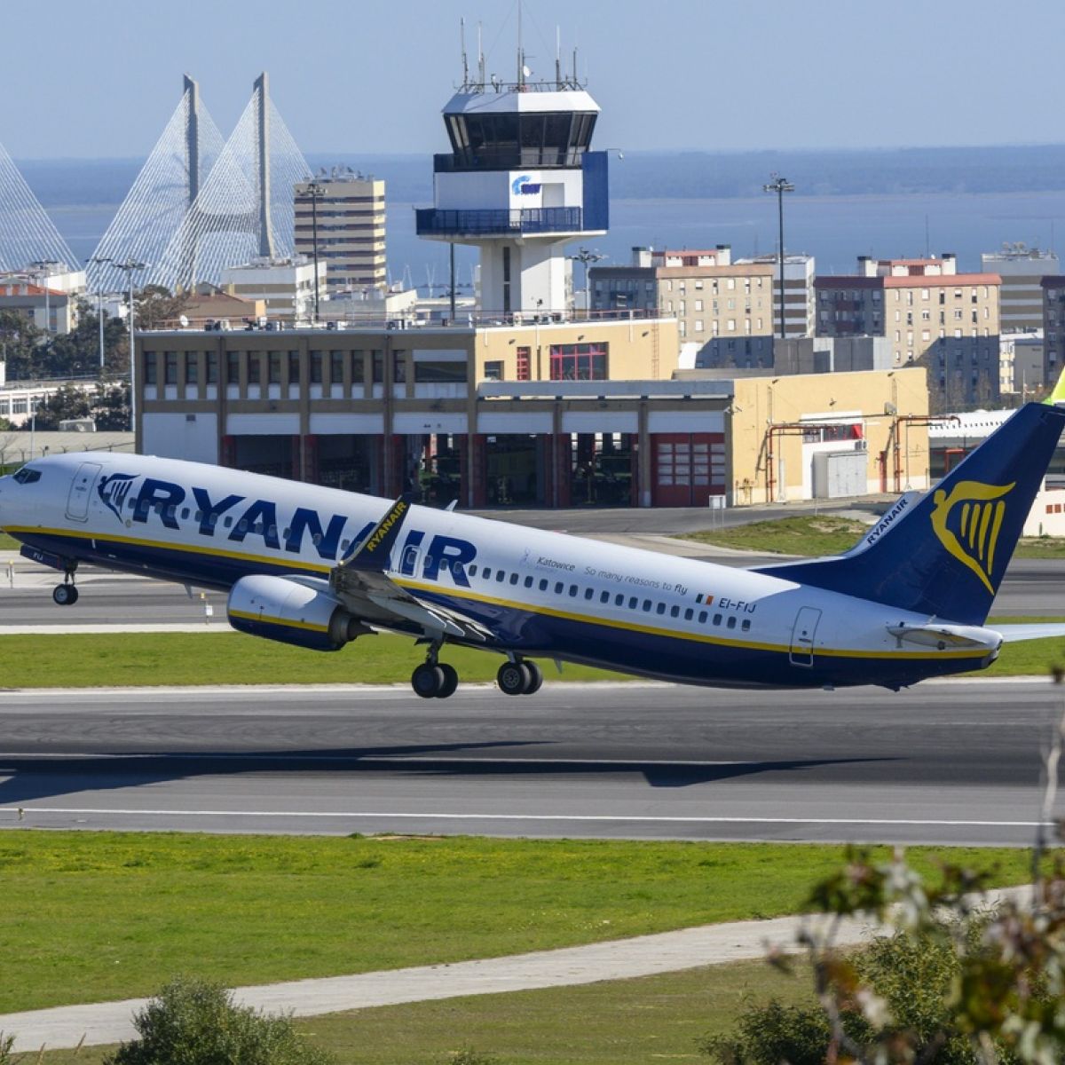 snpvac ryanair