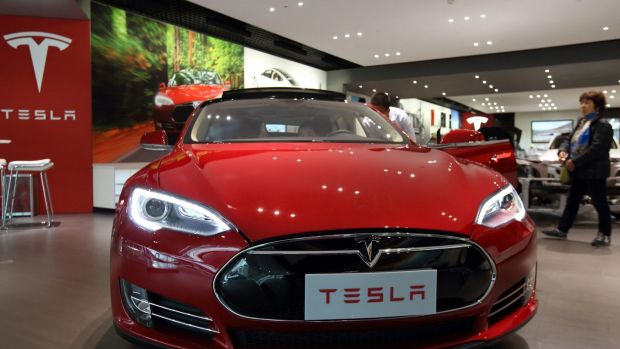 Tesla Drivers Reportedly Locked Out Of Cars After App Goes Down