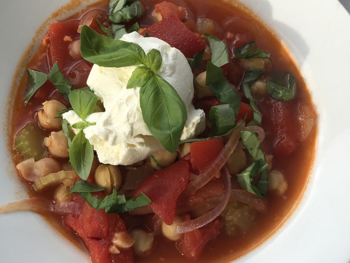 Featured image of post Recipe of Spanish Chickpea Stew With Roasted Peppers