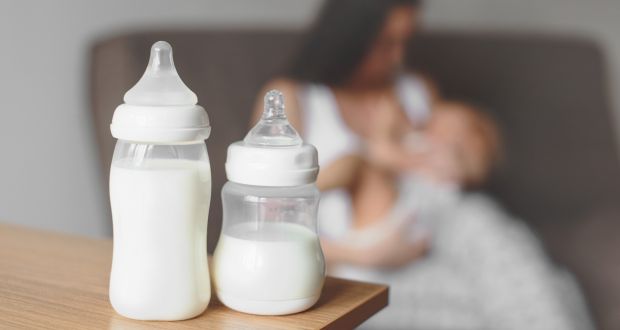can give formula while breastfeeding