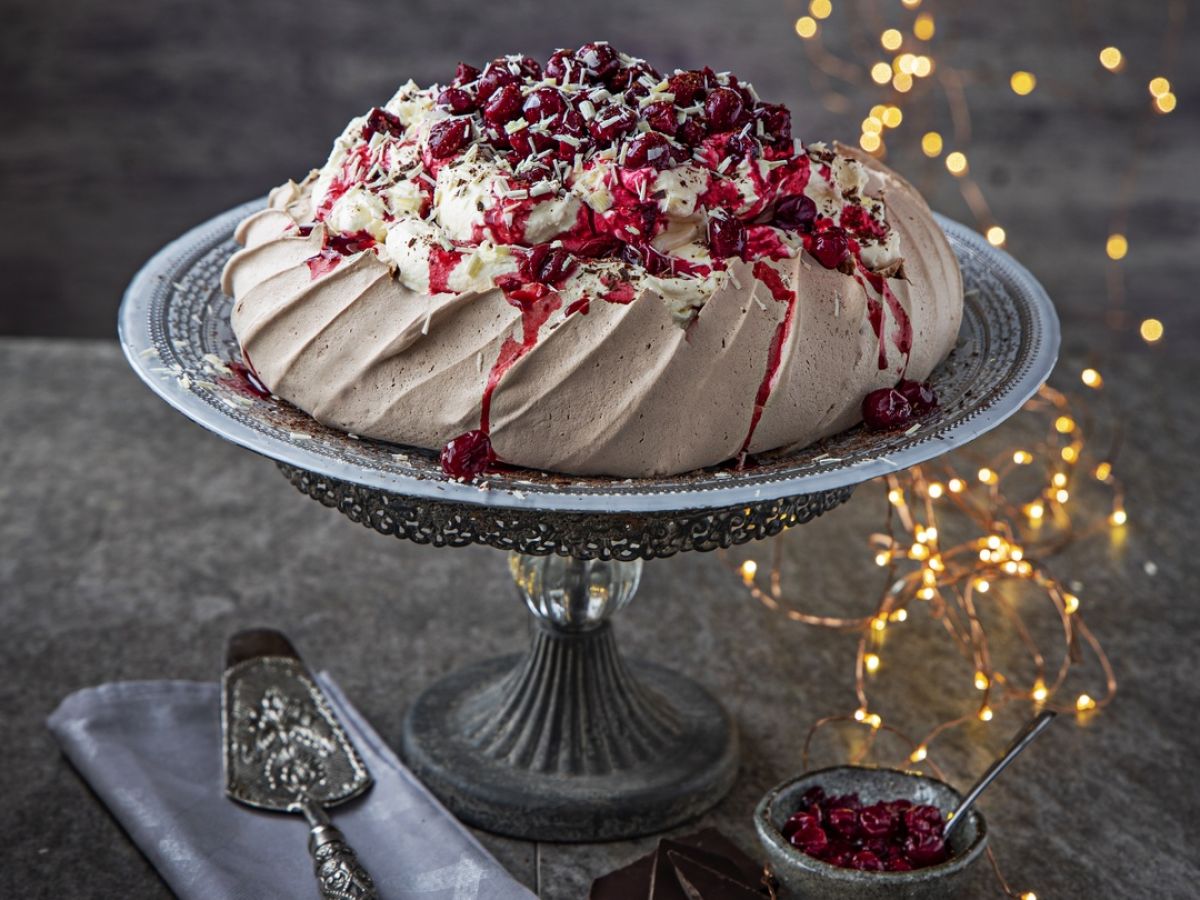 Three Showstopper Chocolate Desserts For Christmas