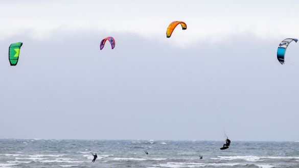 kite surfer