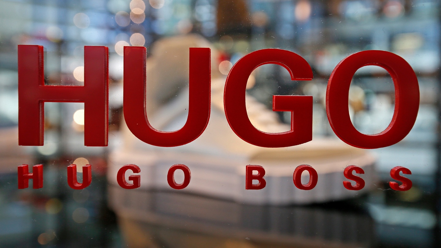 Immigratie Ladder speelplaats Hugo Boss focused on China and online to bolster sales