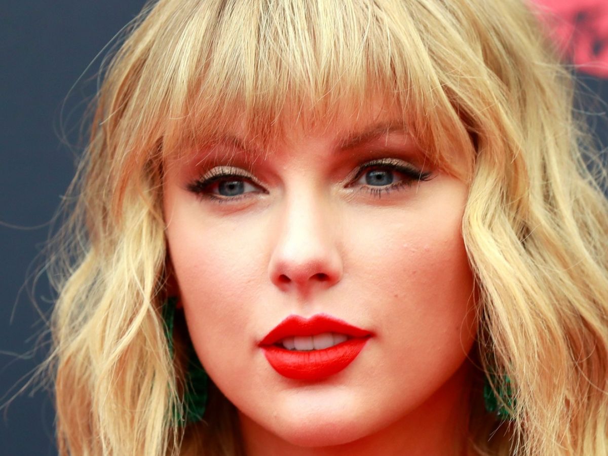 Taylor Swift Says Her Master Tapes Sold For Second Time - taylor swift song codes for roblox