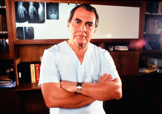 Dr Ivo Pitanguy in his clinic, Rio De Janeiro, Brazil in December 1982. File photograph: Paul Harris/Getty