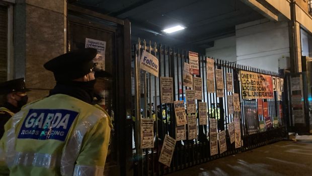 Loading Bay In Malay Tropicana Danga Bay Johor Bahru Malaysia Youtube If A Vehicle Is Left Unattended Though It Needs To Be Clear That Goods Are Being Delivered Or Loaded Gaksah