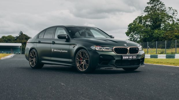 Bmw M5 Cs A Spectacular Driver S Machine But At A Pretty Spectacular Price