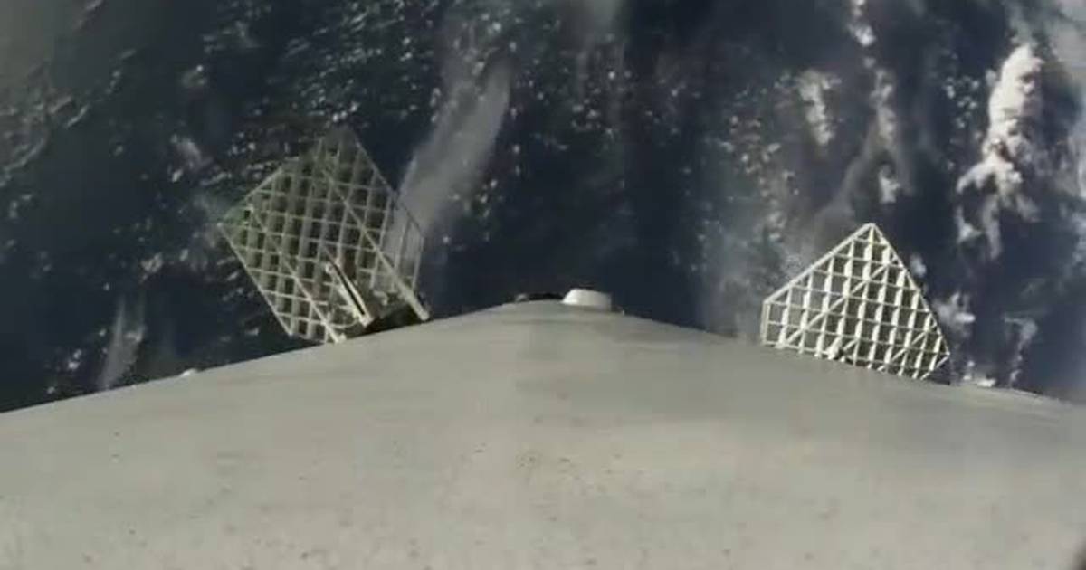 Onboard Camera Captures Spacex Rocket Landing The Irish Times