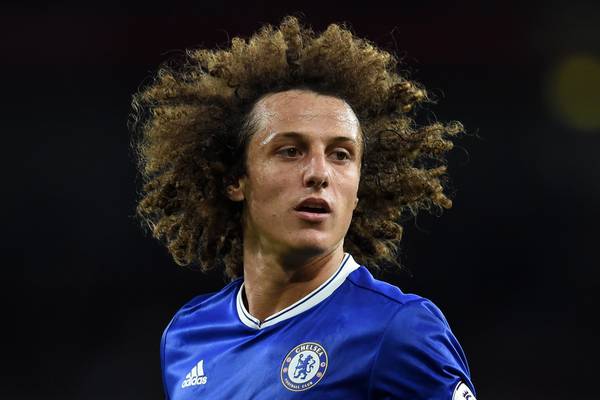 David Luiz expected to sign as Arsenal strengthen defence