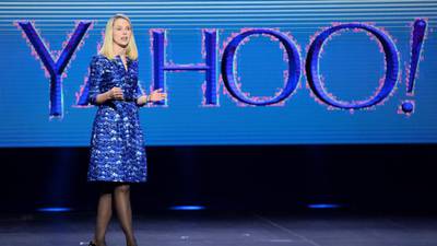 Yahoo’s 4th quarter revenue slides as ad prices dip again