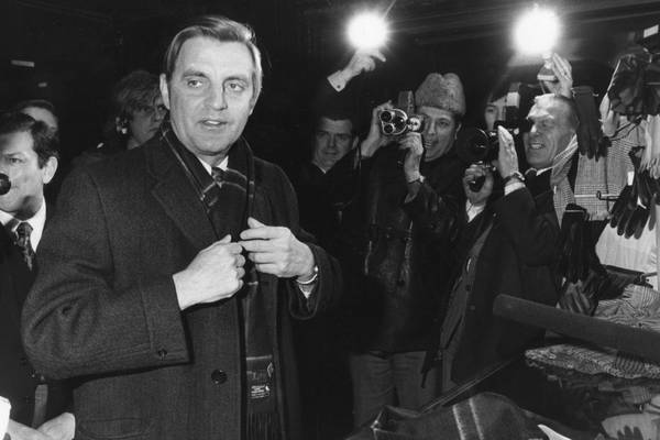 Former US vice-president Walter Mondale dies aged 93