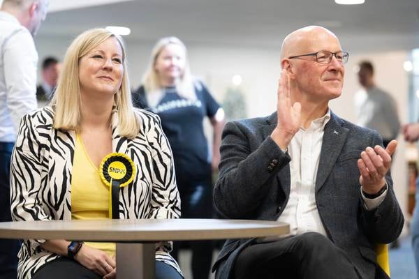 ‘People are hacked off at politics’: SNP and Labour in knife-edge battle across central Scotland
