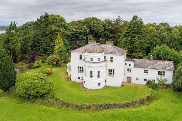 Pretty as a picture with Sligo lake views for €825,000