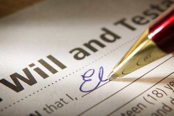 How can I view my dead brother’s will if I’m not the executor?