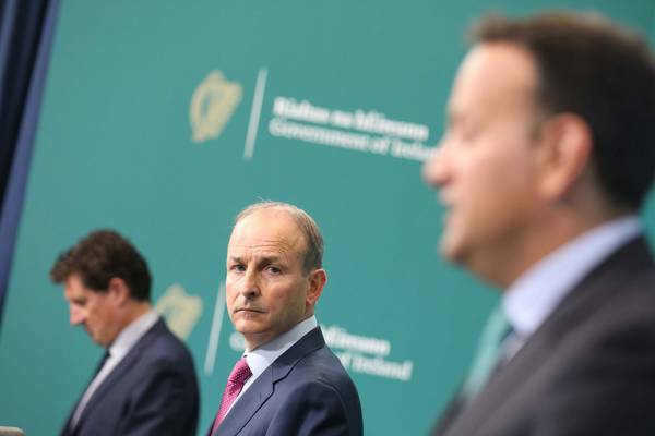 Taoiseach and Tánaiste defend vaccine pass u-turn amid hospitality backlash