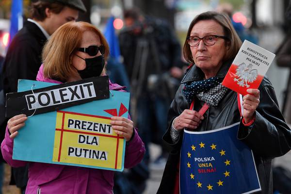 Pro-EU protests staged in Polish cities