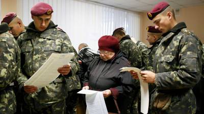West hails Ukraine vote as pro-EU coalition takes shape