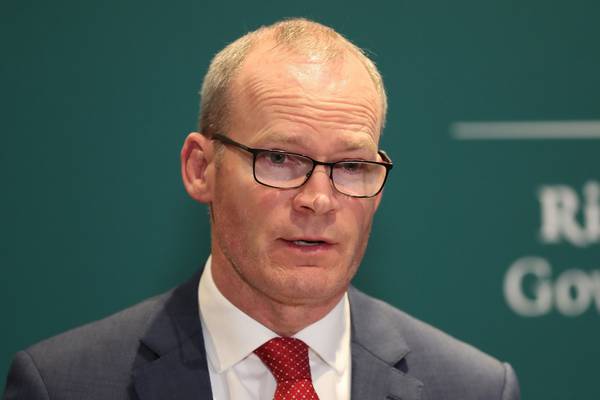Coronavirus: Political pressure will not dictate response, says Coveney